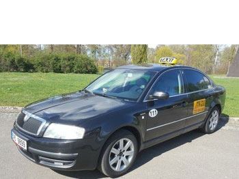 taxi vůz Hradec