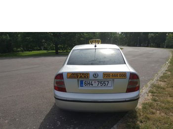 taxi vůz Hradec