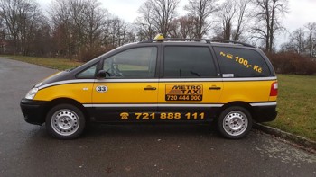 taxi vůz Hradec